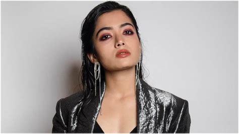 Rashmika Mandanna Bollywood Debut सफलत क शखर पर पषप क