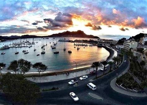 Baía Do Mindelo Baía Do Porto Grande Espaces Naturels