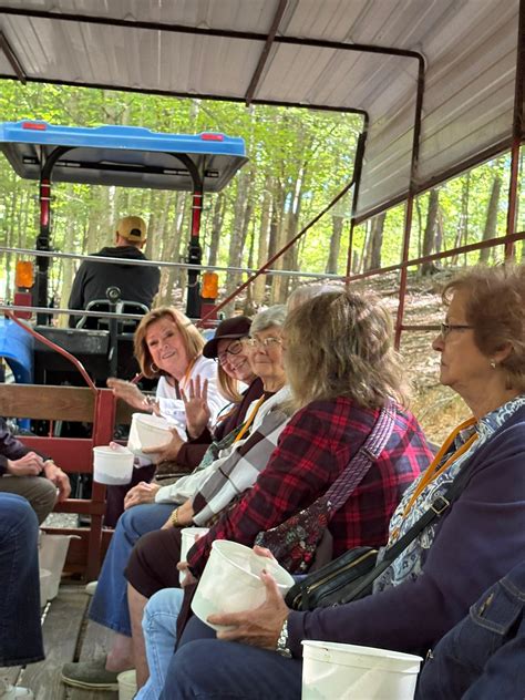 Senior... - Senior Citizens Center - Morristown, Tennessee