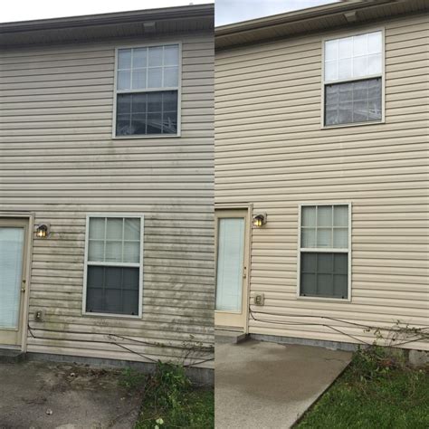 Townhouse Soft Washing Vinyl Siding Lexington Kentucky Pressure