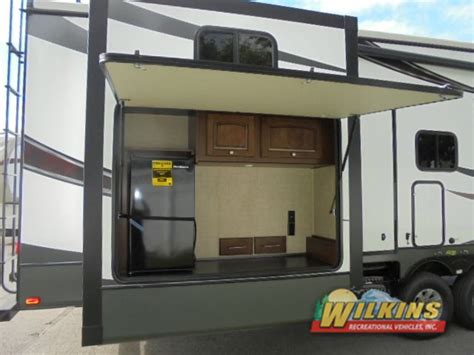 5th Wheel Campers With Bunkhouse And Outdoor Kitchen | Besto Blog