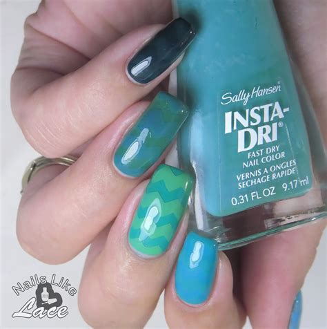 18 Creative and Unique Teal Nail Art Ideas