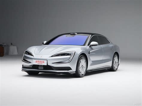 仰望U7的外观设计有哪些独特亮点？ - 太平洋汽车问答