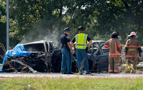 Coroner: 3 people killed in fiery Evansville crash on U.S. 41