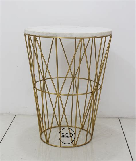 Standard Powder Coated Gco Side Table In Iron With Natural White Marble