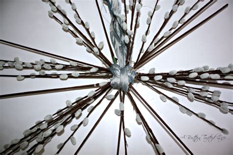 DIY Spring Pussy Willow Starburst Wallhanging