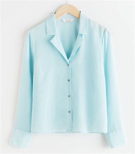 hands      dressed tv characters   wear