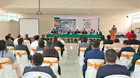 Ricardo Chavarr A Presenta El Plan Estrat Gico Regional De Turismo