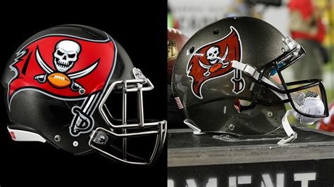 Buccaneers Old Helmet - Our helmets have skulls on them. - annunci-tx-udine