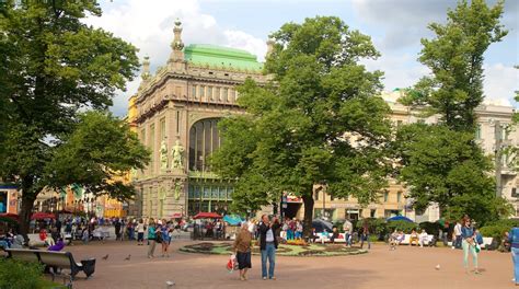 Visit Nevsky Prospekt: 2024 Nevsky Prospekt, St. Petersburg Travel ...