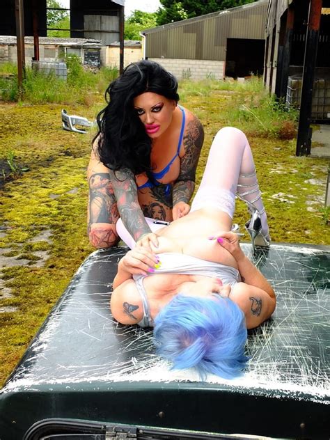 GILF AND MILF Pics XHamster