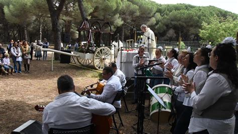 Los Romeros De San Roque Disfrutan Del D A En El Pinar Del Rey Antes De