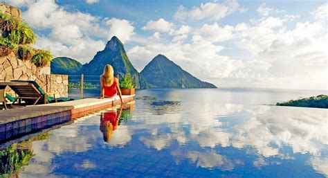 The 10 Best Hotel Swimming Pools Around The World | LuxDeco