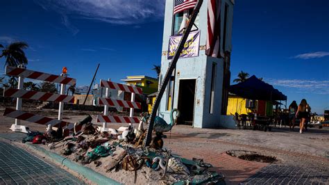 Ian: Fort Myers Beach a "functional paradise"; data on damage estimate