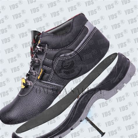 Bs 21 Yds Grey High Cut Safety Shoes Omaga Safety Before You Start