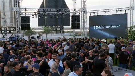 T Mobile Partners With Spacex Starlink To Provide Better Coverage To