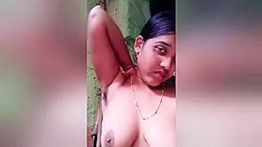 Today Exclusive Sexy Desi Girl Record Her Nude Selfie Video For Lover