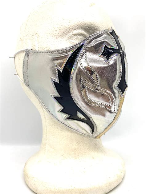 face mask wrestling 1