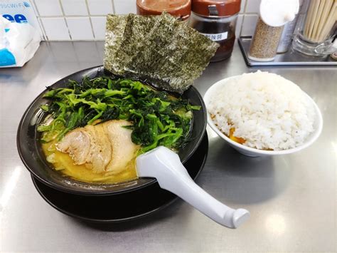 横浜家系ラーメン武骨家溝ノ口店 10回目 豚骨ラーメン（醤油） 365日のラブレター