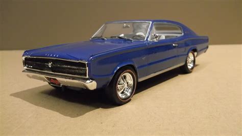 1967 Dodge Charger 426 Hemi 2 N1 Plastic Model Car Kit 1 25 Scale