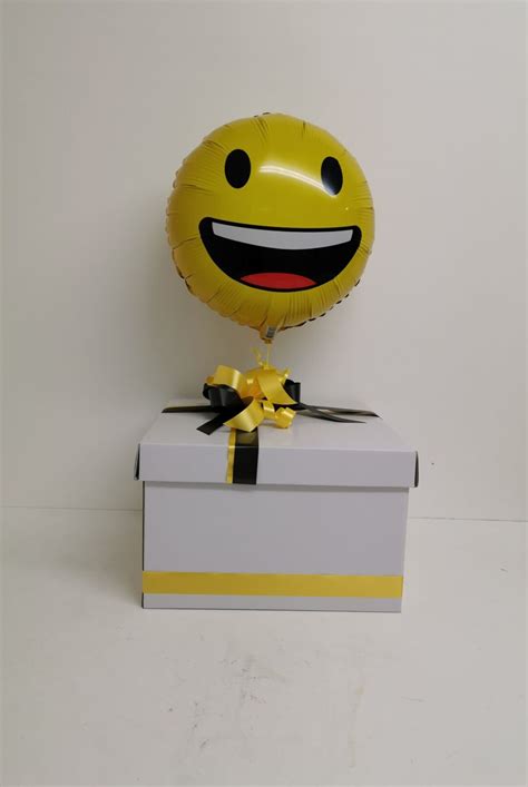 Helium Balloon Box Smile Face Jan Maree Flowers