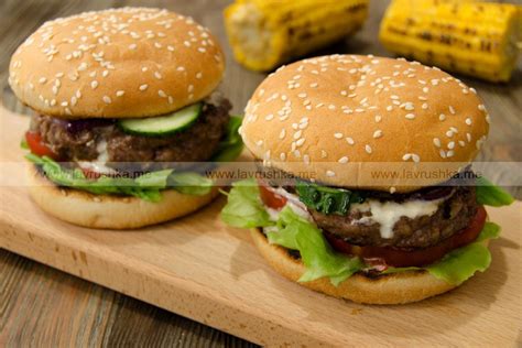 Рецепт бургеры со свежими овощами и карамелизованным луком Лаврушка