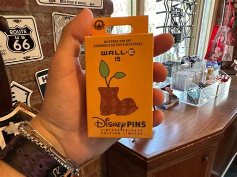 New Disneyland Resort Pins Celebrate Finding Nemo 20th Anniversary