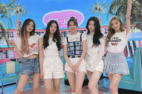 Itzy Siap Comeback Dengan Album Born To Be Ada 5 Track Lagu Solo