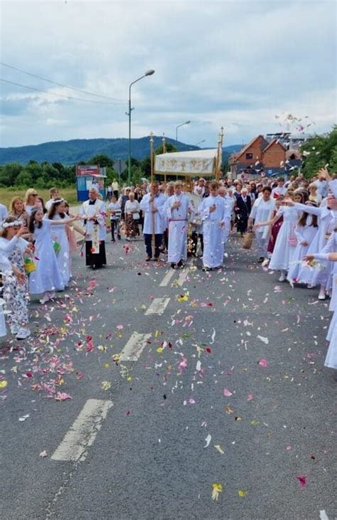 Boże Ciało Parafia św Antoniego w Pieszycach