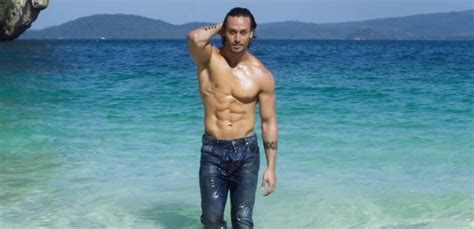 Baaghi Movie Tiger Shroff ووردز