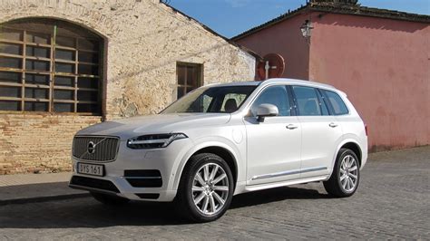 Volvo Xc T Plug In Hybrid Twin Engine First Drive