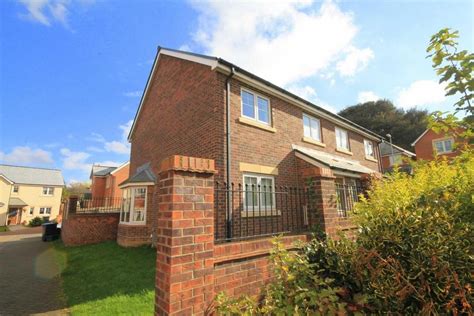 Howard Close West Cornforth Ferryhill 3 Bed Semi Detached House To