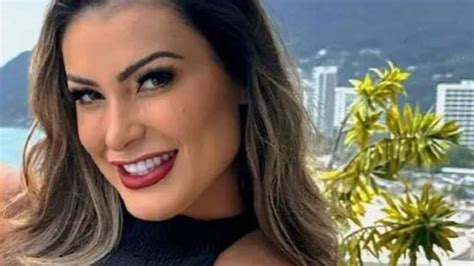 De Biqu Ni Andressa Urach Surge Em Clima Quente O Namorado Na