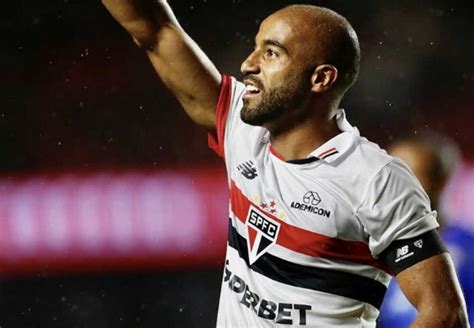 São Paulo joga bem e vence Santo André por 3 a 1 na estreia do