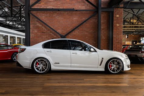 Holden Commodore SS White 25 Richmonds