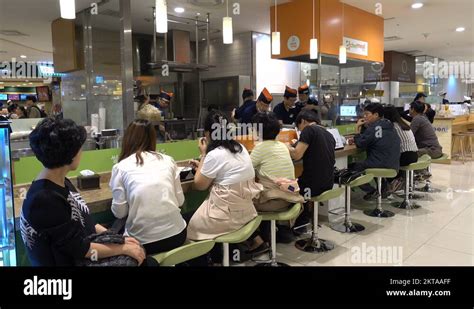 Lunch Room Food Court Open Kitchen Restaurant Shopping Mall South