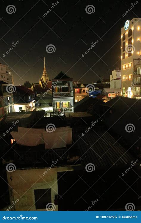 Night View of Phnom Penh Cambodia Editorial Photography - Image of view ...