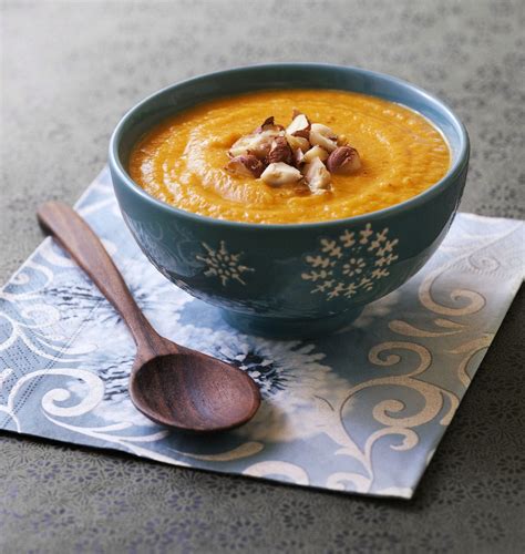 Soupe De Courge Musqu E Aux Carottes Et Noisettes Recettes De Cuisine