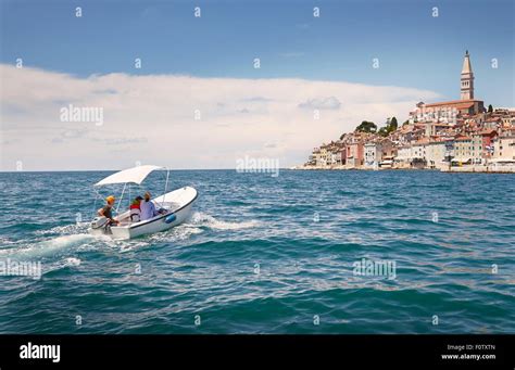 Bateau Enfants Banque De Photographies Et Dimages Haute R Solution