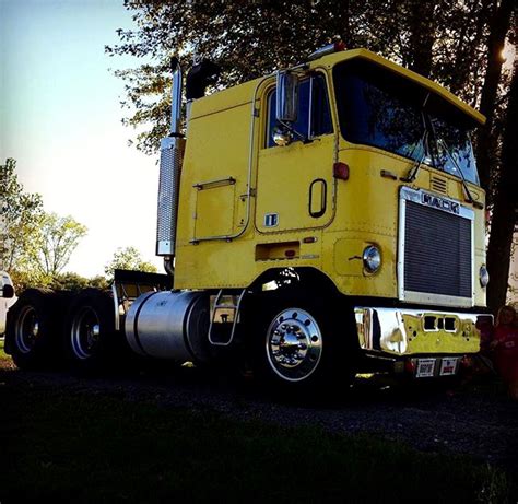 Mack Cruiseliner Coe Big Ford Trucks Mack Trucks Big Trucks