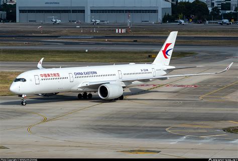 B W China Eastern Airlines Airbus A Photo By Minxuan Zhang