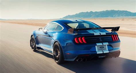 Automotriz Shelby GT500 Ford presenta al Mustang de calle más potente