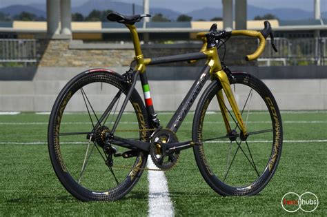 www.twohubs.com: Colnago C60 Campagnolo Super Record EPS Complete Bike