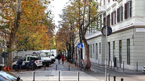 In Viale Xx Settembre A Trieste Un Foyer Allaperto Per Il Teatro