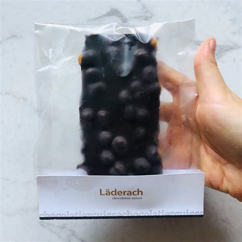 Läderach Chocolatier Suisse Hazelnut Dark Chocolate Bar Reviews | abillion