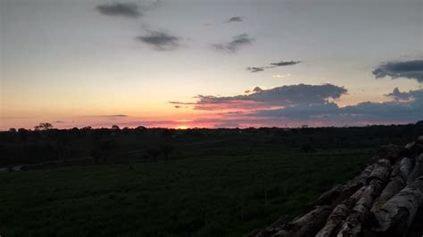 Tempo segue abafado e previsão é de sol entre nuvens no Acre nesta