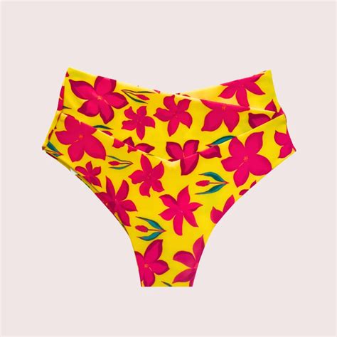 Bikini Bottom Alto Romantic Flowers