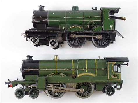 Lot 539 - A pair of clockwork O Gauge steam