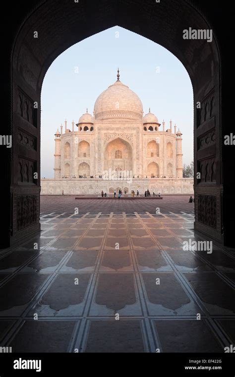 Taj Mahal Geometry High Resolution Stock Photography And Images Alamy