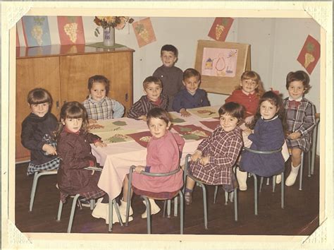 Photo De Classe Maternelle De 1966 Ecole Les Grands Bois Copains Davant